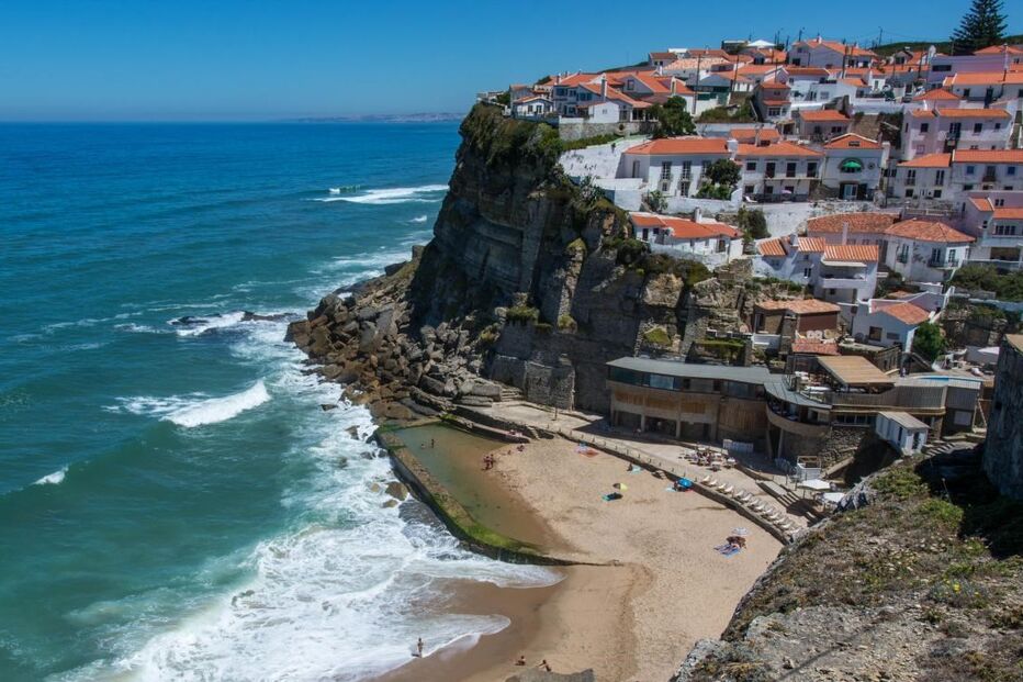 Praia das Azenhas do Mar, nas Azenhas do Mar, Sintra