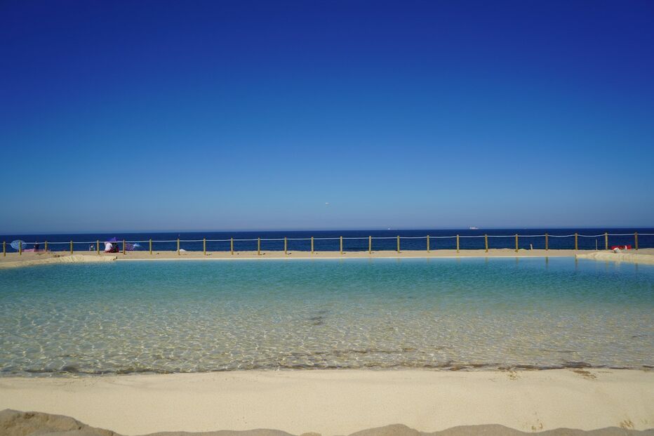 Piscina de água aquecida em Gaia 