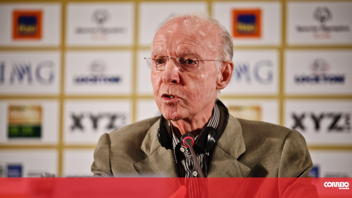 Zagallo was discharged after 12 days of hospitalization due to a respiratory infection.