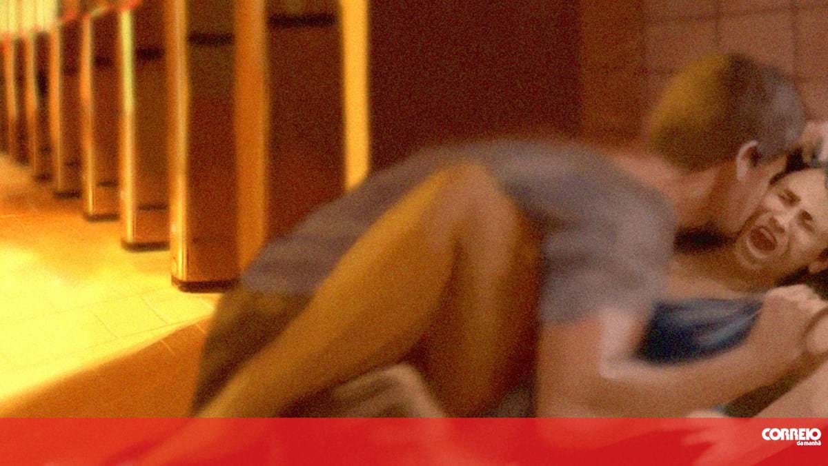 Mulher salta de carro na A28 para fugir a violador - Portugal