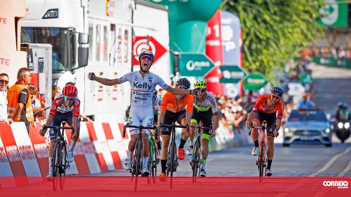 King Luis Gomes on the trail in the Volta in Portugal