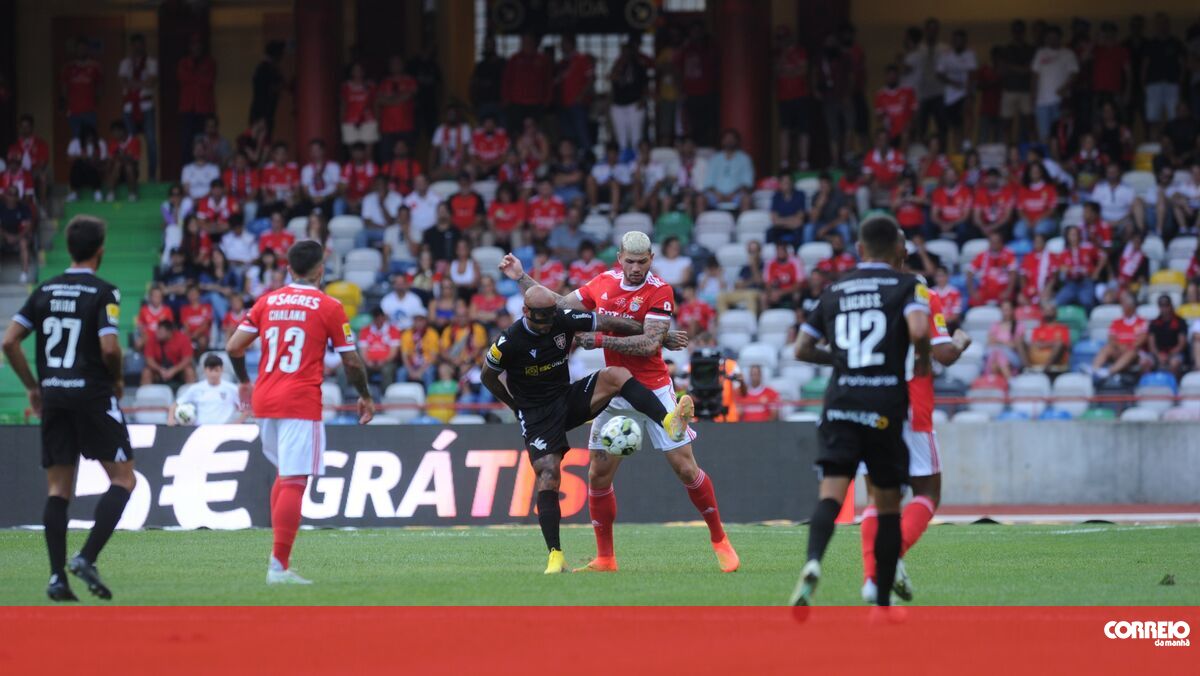 Benfica win by a goal difference against Casa Pia