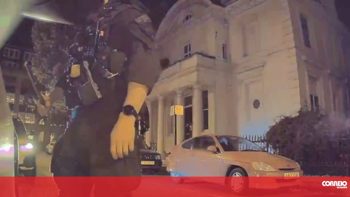 Benfica sprinter denounces new episode of racism in London: ‘Seven armed policemen, when was I alone?’