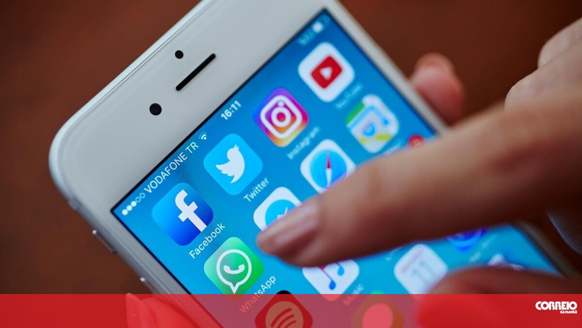 Haven’t updated WhatsApp yet?  Users are prohibited from using the app unless they