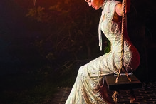 Jennifer Lopez vestiu modelo cheio de cristais Swarovski