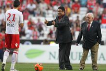  Emílio Andrade, Eusébio