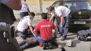 Jovem de 21 anos assassinado na rua à traição em Sintra