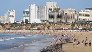 Turistas gastam mais em férias no Algarve