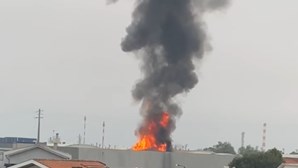 Incêndio deflagra em fábrica de Leça da Palmeira