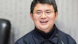 Magnata sino-canadiano Xiao Jianhua condenado a 13 anos de prisão na China por fraude 