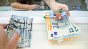 Governo propõe salário mínimo de 760 euros no próximo ano