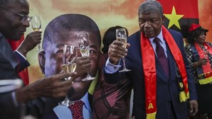 Ex-conselheiro de PR angolano critica militares na rua e desvaloriza o risco de "banho de sangue" 