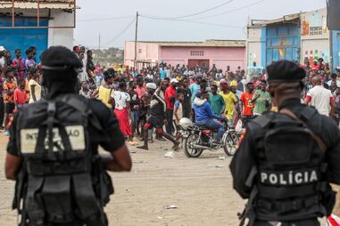 polícia, angola, mercado, luanda, eleições, protestos