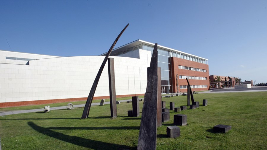 Universidade de Aveiro é a terceira mais bem classificada entre as portuguesas, tendo sido a que mais subiu na tabela
