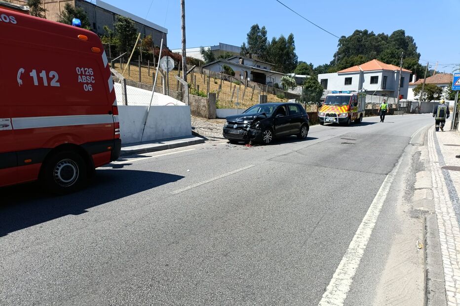 acidente, Oliveira de Azeméis, colisão