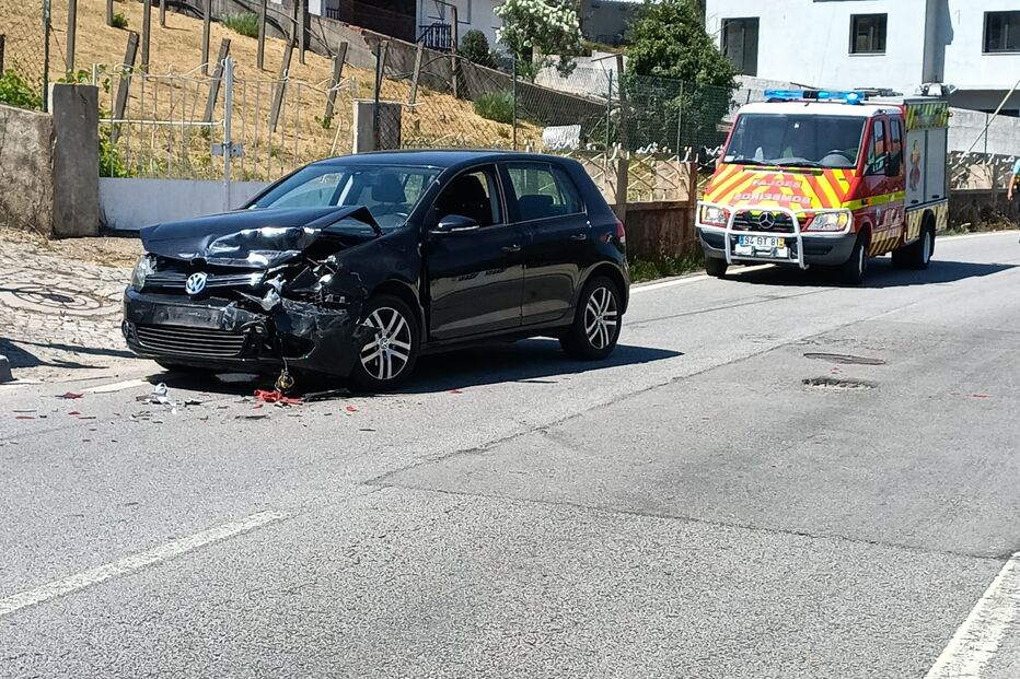 acidente, Oliveira de Azeméis, colisão