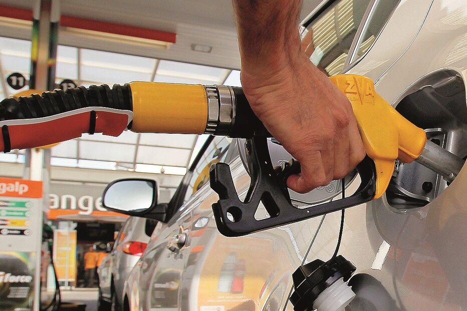 Preços dos combustíveis estão em valores mais baixos do que em abril