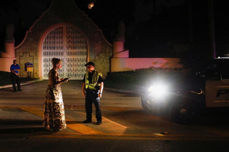 FBI executou um mandado de busca no resort de Donald Trump Mar-a-Lago, em Palm Beach, na Flórida