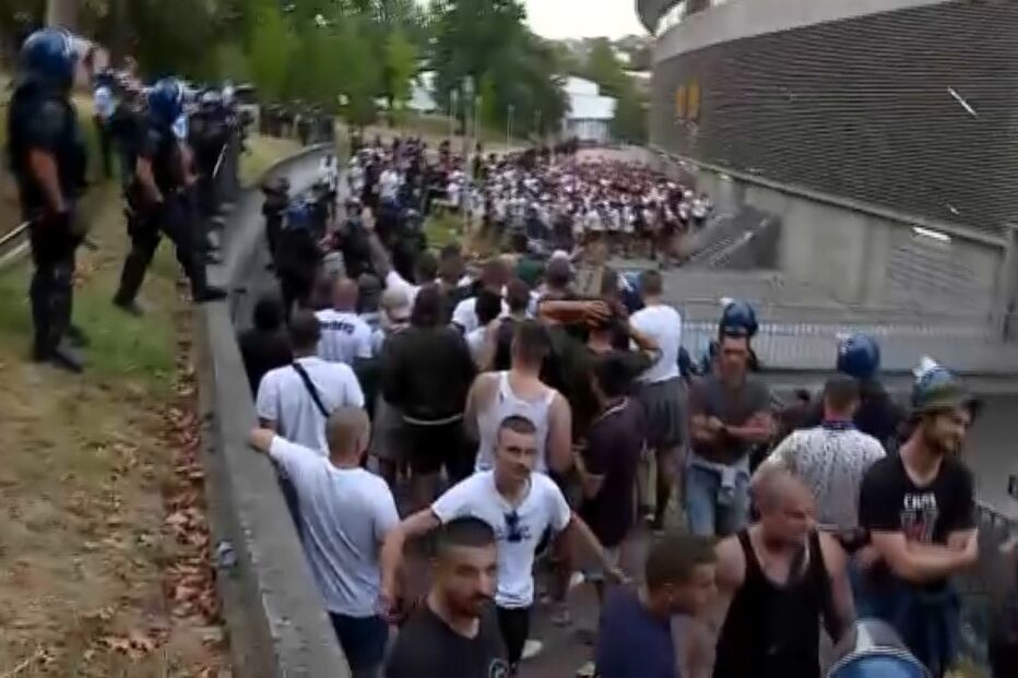 Jornalistas, agressões, confrontos, guimarães, adeptos croatas