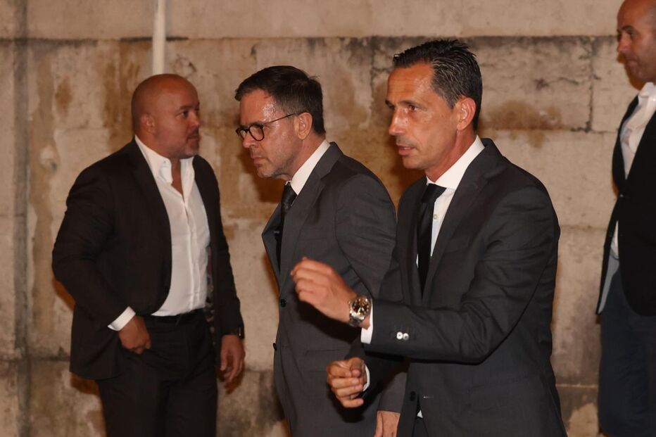 Pedro Proença no velório de Fernando Chalana