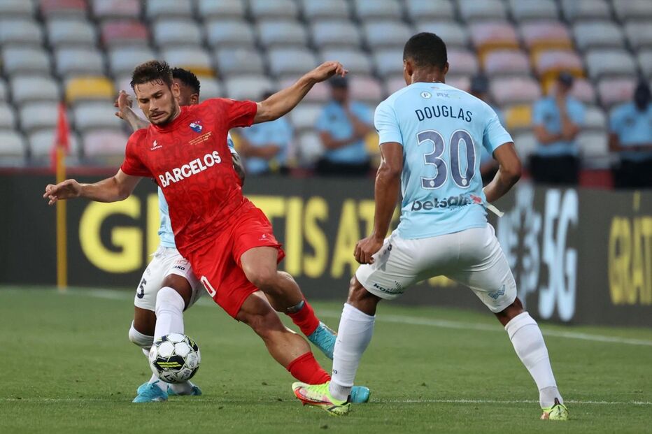 Gil Vicente goleia Riga