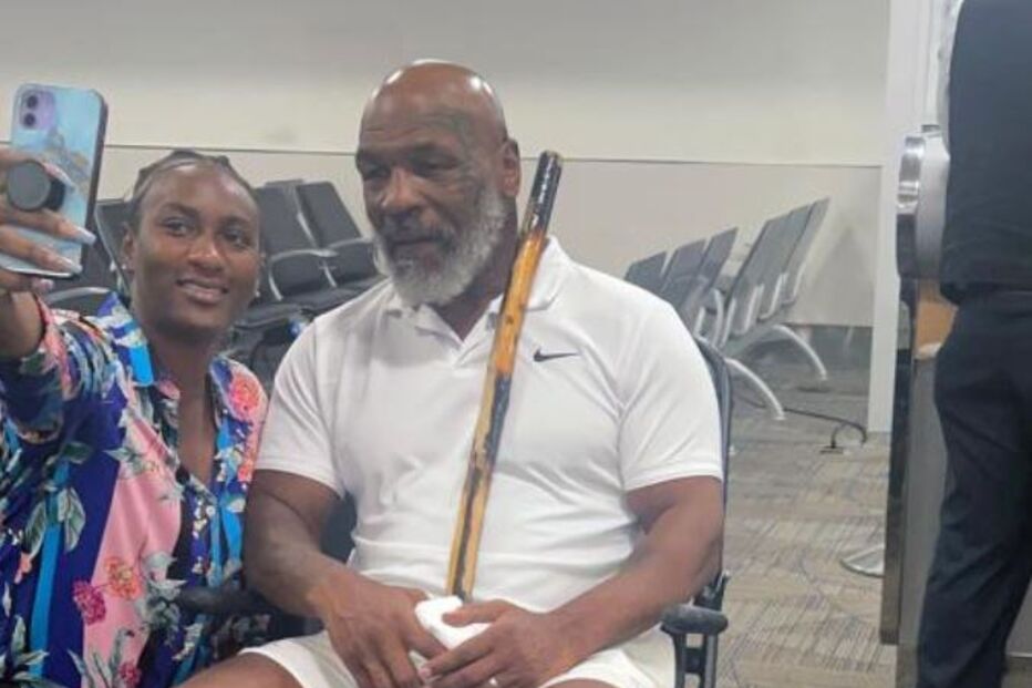 Mike Tyson, cadeira de rodas