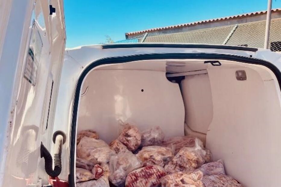 carne apreendida, doação, zoo da maia