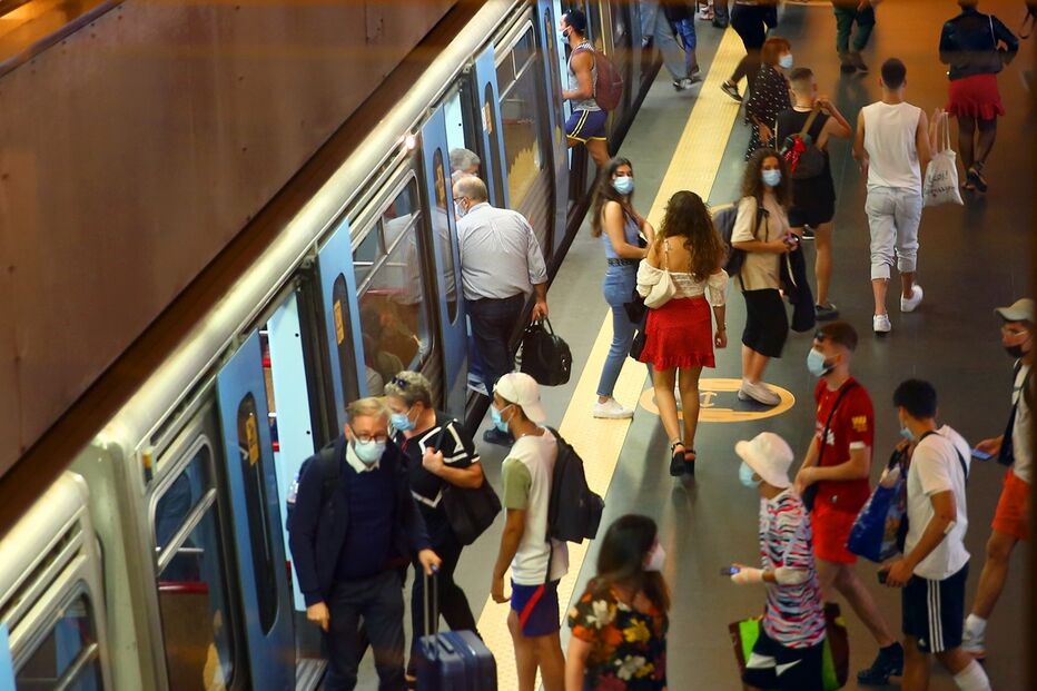 Metro de Lisboa, passageiro, transportes públicos