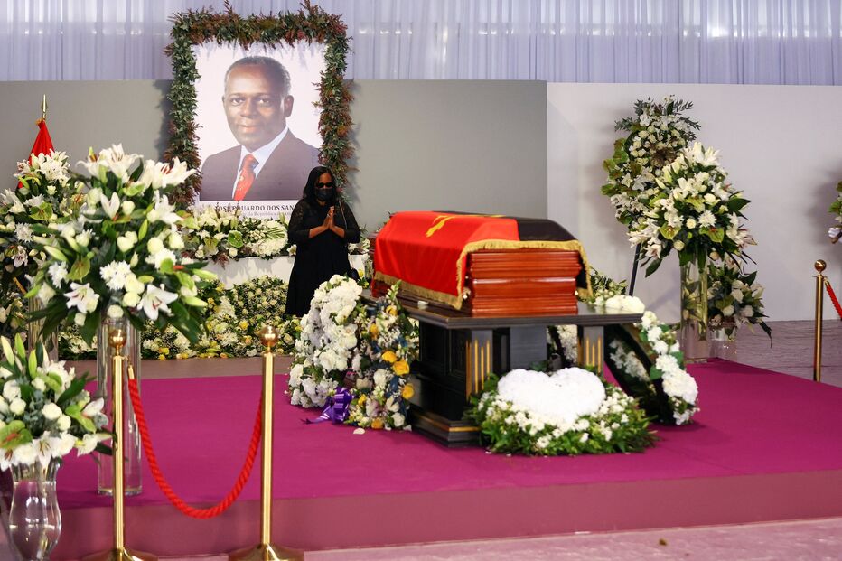 Cerimónias fúnebres de José Eduardo dos Santos