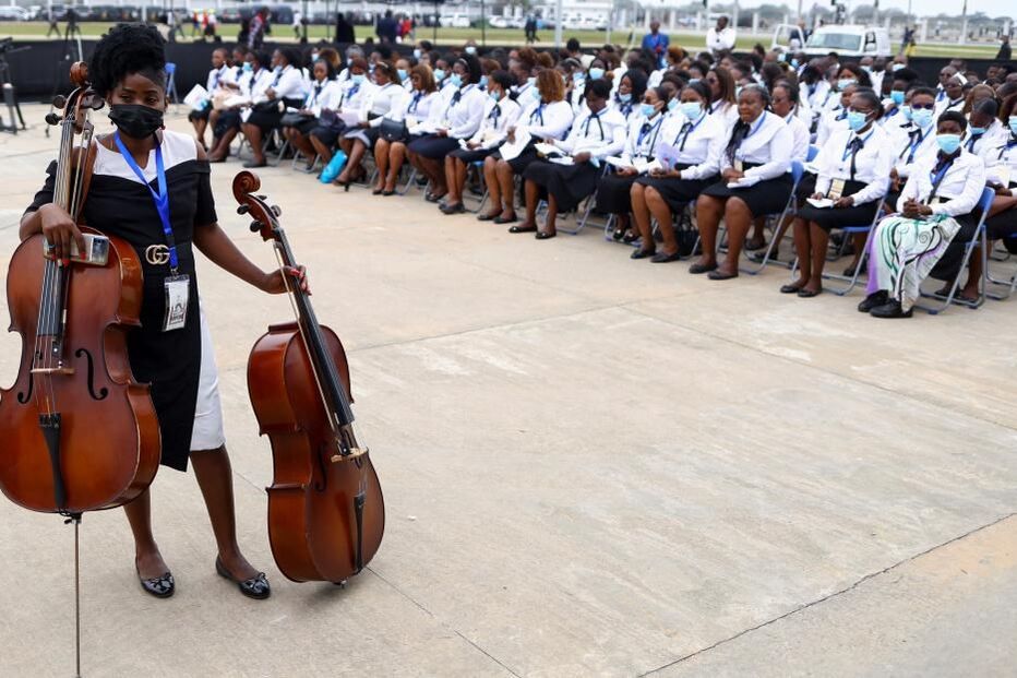 Centenas de angolanos assistiram às cerimónias fúnebres