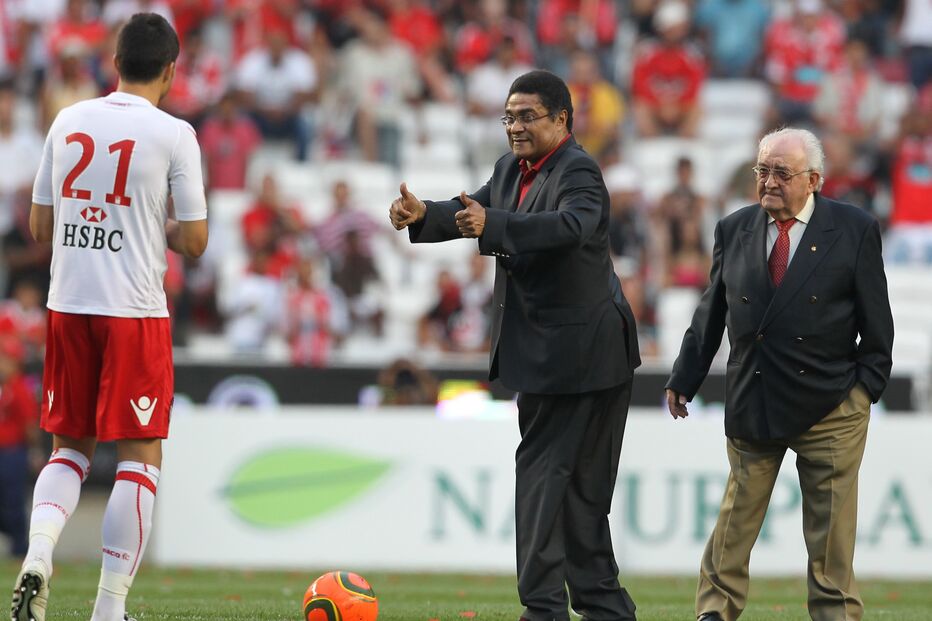  Emílio Andrade, Eusébio