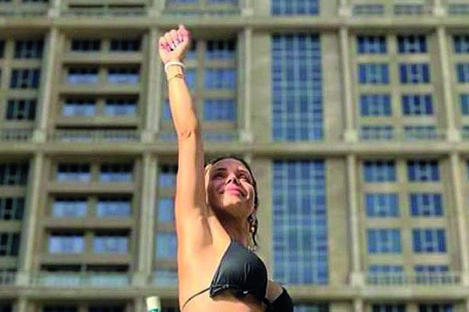 Luciana Abreu de férias no Dubai