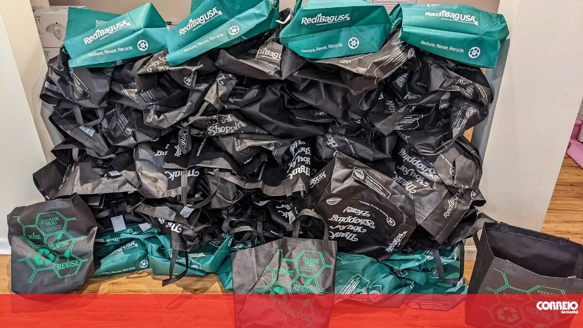 New Jersey residents don’t know what to do with so many reusable plastic bags piling up at home.