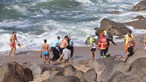 “Sinto-me feliz por salvar duas vidas”: Nadador-salvador resgata dois homens após naufrágio