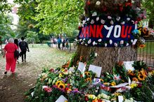 Isabel II, morte, Inglaterra, Família Real