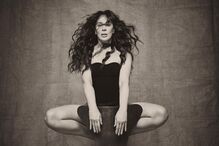 Claúdia Raia, Sharon Stone, Monica Bellucci, Pamela Anderson, Liz Hurley