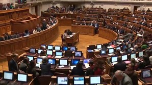 PSD acusa Governo de propor "estagnação de salários", PM defende "máxima cautela"