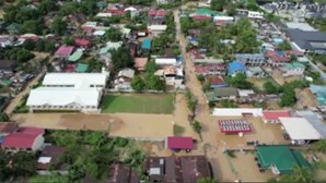 Novo balanço aponta para oito mortos à passagem de tufão no norte das Filipinas