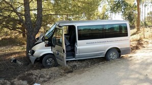 Despiste de carrinha faz um morto e três feridos em Coruche
