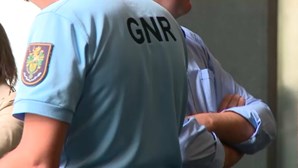 GNR apreende armas a suspeito de 60 anos acusado de agredir a mãe de 82 no Fundão
