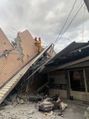 Destruição do sismo em Taiwan