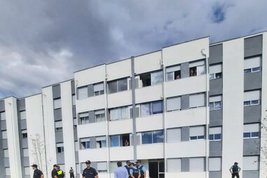 Família retirada de casa que tinha ocupado ilegalmente em Gaia