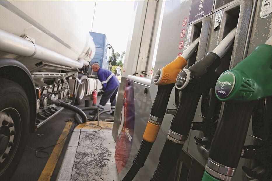 Preço dos combustíveis aumentou esta segunda-feira