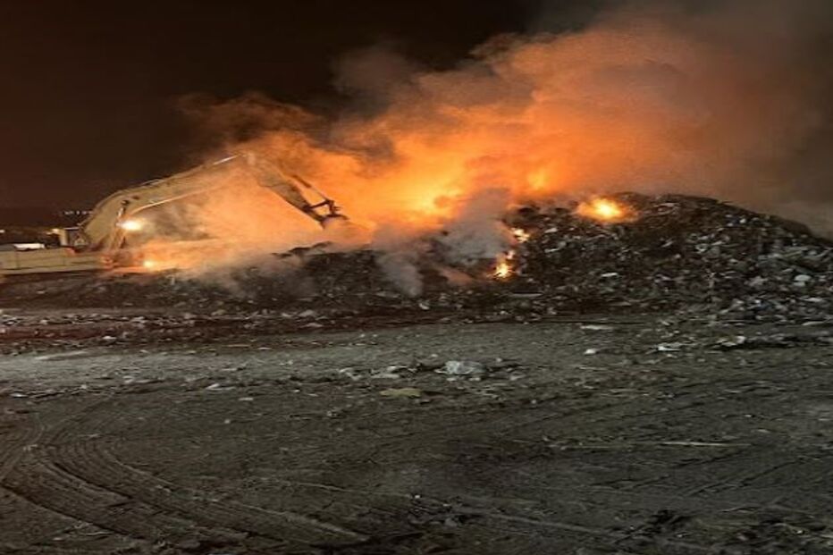 Incêndio em aterro da Tratolixo em Cascais extinto ao fim de 6 horas