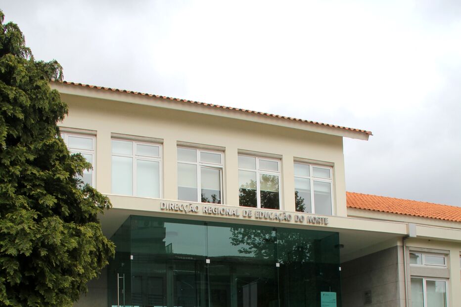 MP, crime, professor 