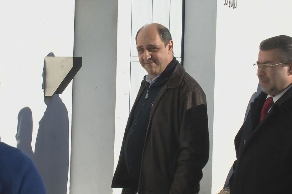 Manuel Pizarro a visitar José Sócrates na cadeia de Évora