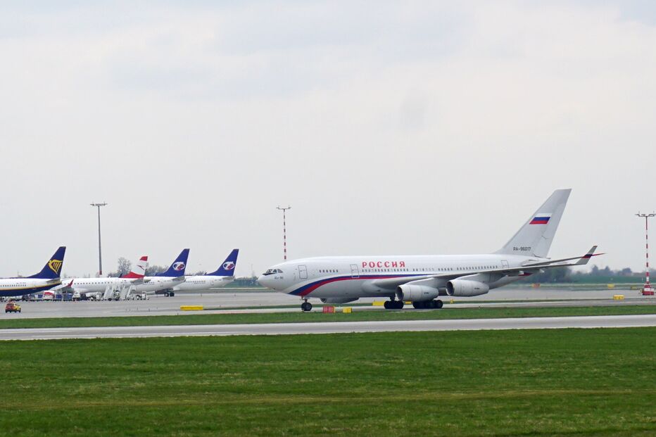 Voos de ida para fora da Rússia esgotam após discurso de Putin