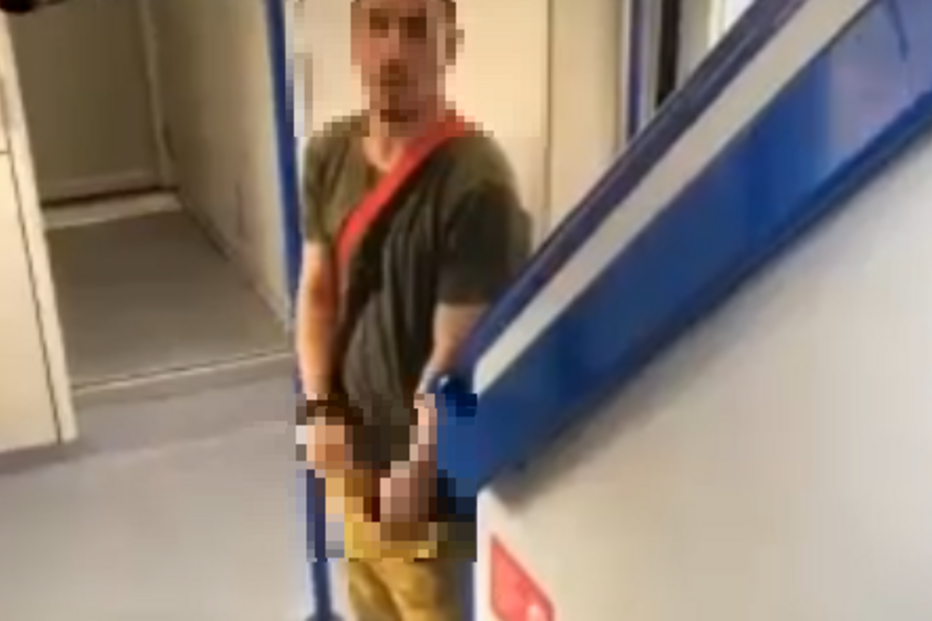Homem filmado a masturbar-se em frente a passageira de comboio da Fertagus