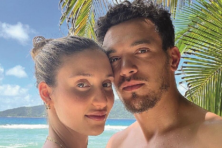 Bruna Rafaela e Pedro Gonçalves apaixonados durante as férias de verão