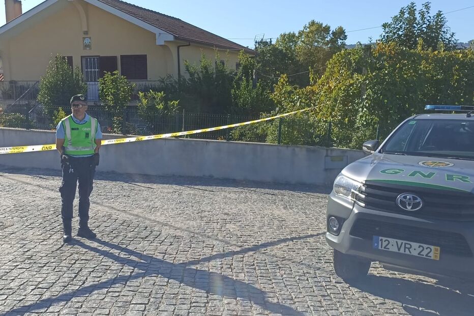 Homem sequestra mulher e filhas na própria casa em Amares durante duas horas